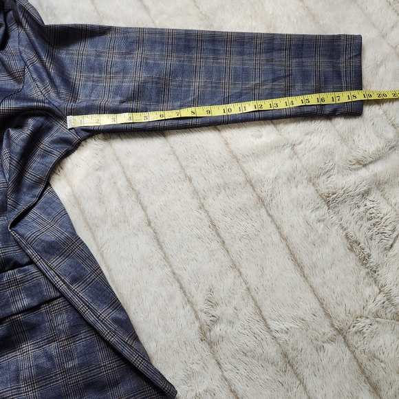 Size 2X Boyfriend Blazer Relaxed Plaid Collared Long sleeves LIVERPOOL NWT - Picture 16 of 16